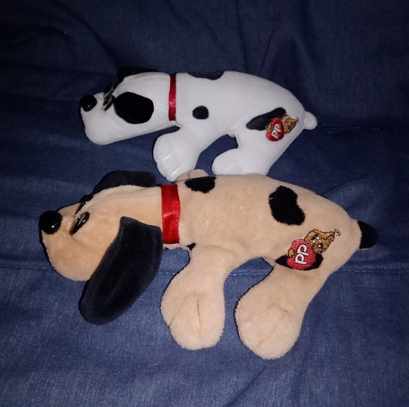 Pound Puppies Stuffed Animal Plush Set of 2 - Picture 7 of 10